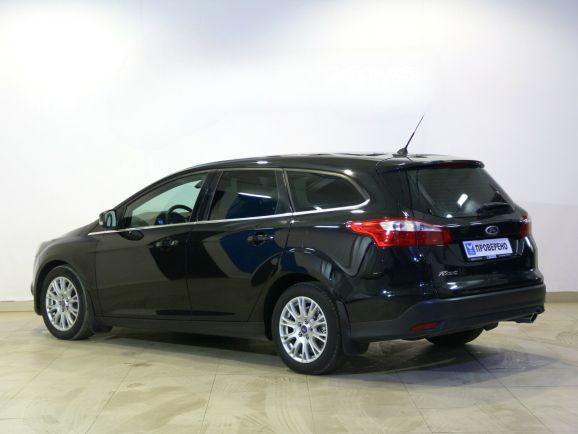 Ford Focus Titanium, 2.0 л, Робот, 2014 фото 6