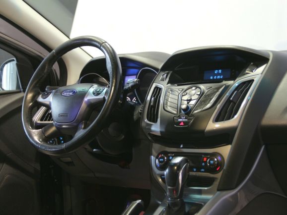 Ford Focus Titanium, 2.0 л, Робот, 2014 фото 7