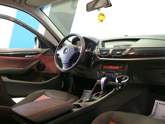 BMW X1, 2.0 л, АТ, 2012 фото 7