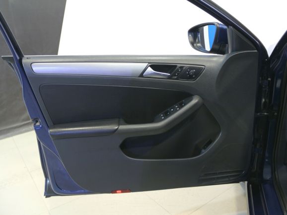 Volkswagen Jetta Comfortline, 1.4 л, Робот, 2014 фото 1