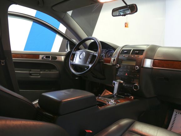 Volkswagen Touareg, 3.6 л, АТ, 2006 фото 8