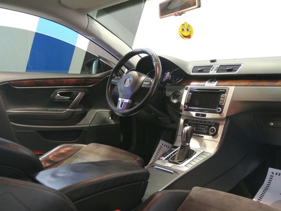 Volkswagen Passat CC, 1.8 л, Робот, 2011 фото 7