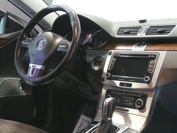 Volkswagen Passat CC, 1.8 л, Робот, 2011 фото 9