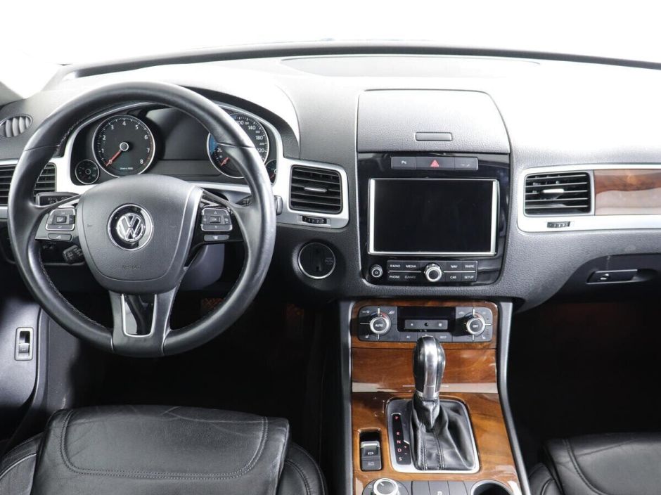 Volkswagen Touareg, 3.6 л, АТ, 2010 фото 8