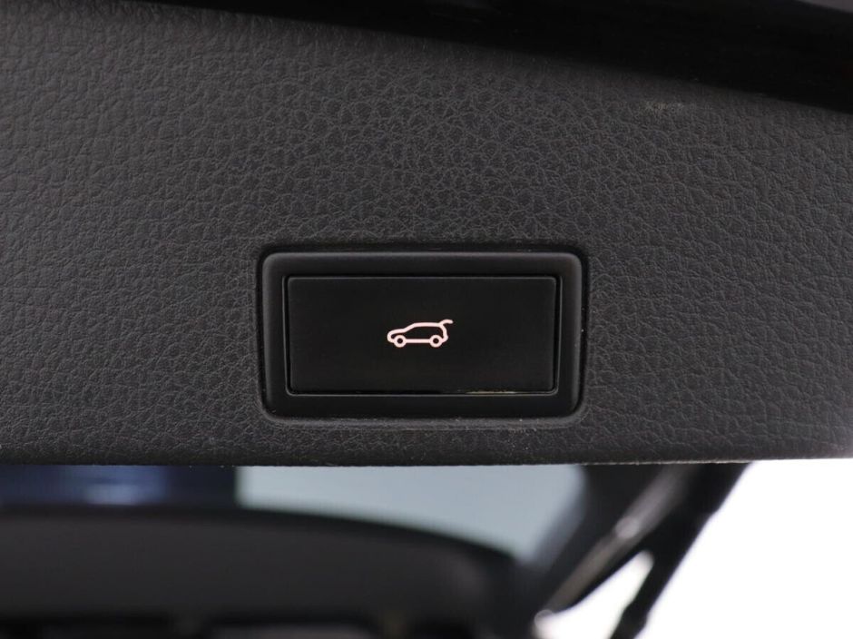 Volkswagen Touareg, 3.6 л, АТ, 2010 фото 2