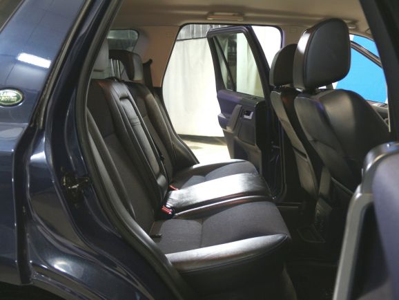 Land Rover Freelander, 2.2 л, АТ, 2010 фото 2