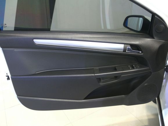 Opel Astra, 1.8 л, АТ, 2009 фото 1