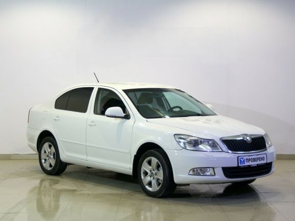 Skoda Octavia Elegance, 1.8 л, Робот, 2012 фото 4