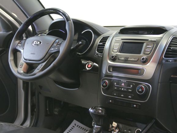 Kia Sorento New Prestige (2015), 2.4 л, АТ, 2014 фото 10