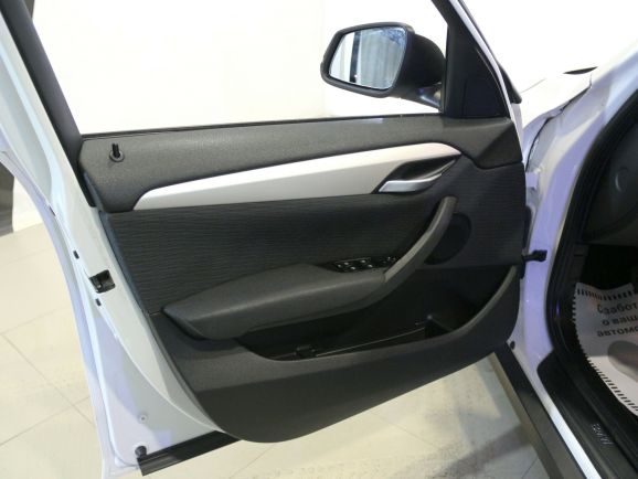 BMW X1 sDrive18i Локальная сборка, 2.0 л, АТ, 2012 фото 2