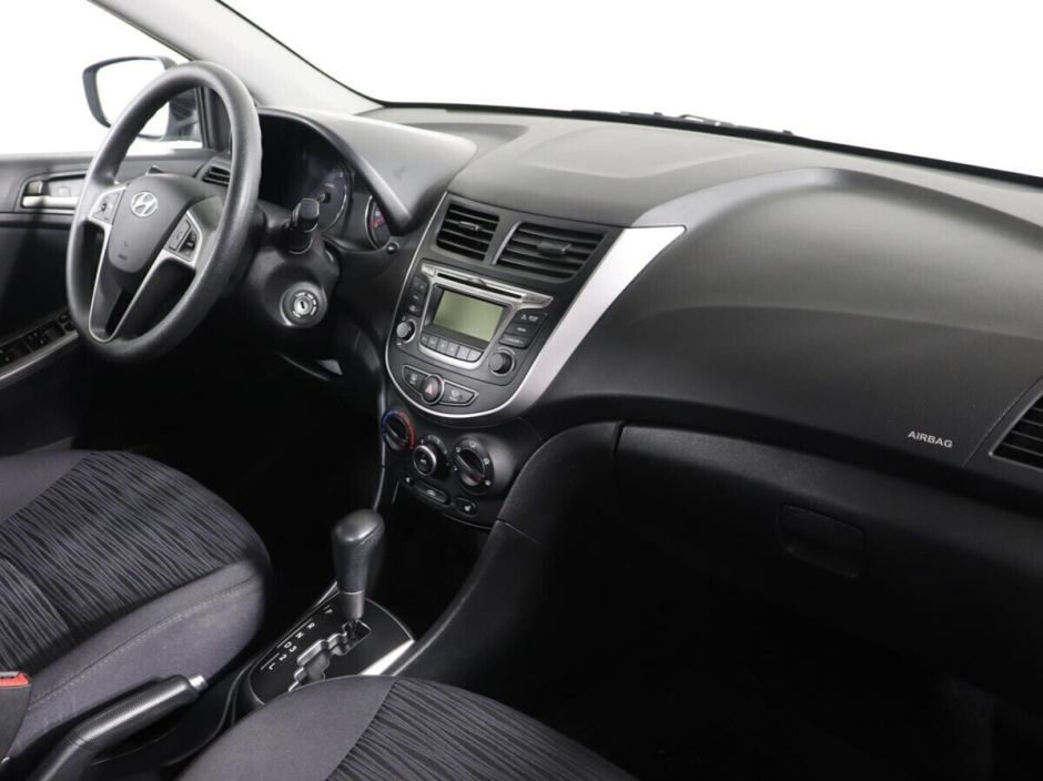 Hyundai Solaris, 1.6 л, АТ, 2015 фото 9