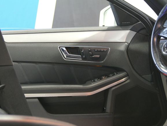 Mercedes-Benz E-Класс, 1.8 л, АТ, 2012 фото 2