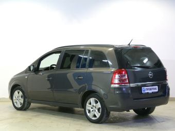 Opel Zafira, 1.8 л, РКПП, 2012 фото 6