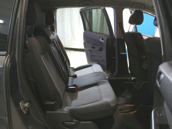 Opel Zafira, 1.8 л, Робот, 2012 фото 2