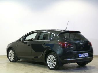 Opel Astra Cosmo, 1.6 л, АКПП, 2013 фото 5