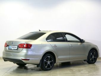 Volkswagen Jetta Comfortline, 1.6 л, АКПП, 2013 фото 2