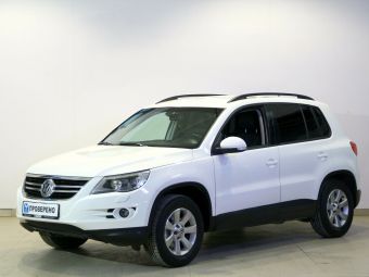 Volkswagen Tiguan Sport&Style, 2.0 л, АКПП, 2010 фото 3