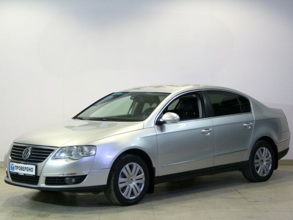Volkswagen Passat, 1.8 л, Робот, 2008 фото 3