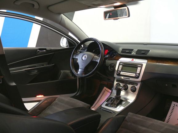 Volkswagen Passat, 1.8 л, Робот, 2008 фото 8