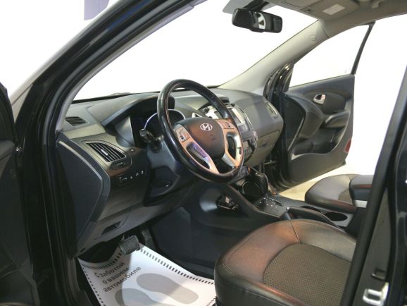 Hyundai ix35, 2.0 л, АТ, 2011 фото 2