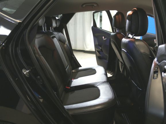 Hyundai ix35, 2.0 л, АТ, 2011 фото 1