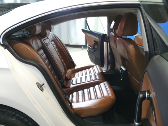 Volkswagen Passat CC, 1.8 л, Робот, 2011 фото 8