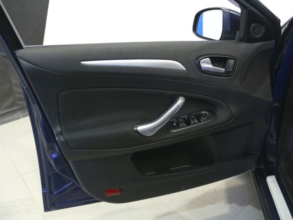 Ford Mondeo Titanium, 2.3 л, АТ, 2010 фото 1