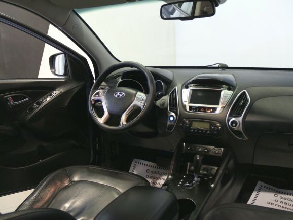 Hyundai ix35 Prestige, 2.0 л, АТ, 2013 фото 8