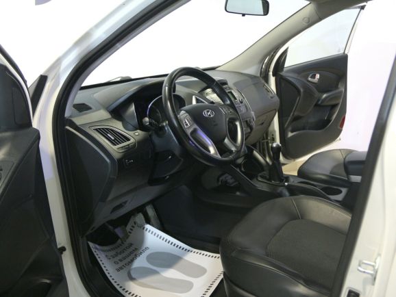 Hyundai ix35 Classic, 2.0 л, МТ, 2012 фото 7