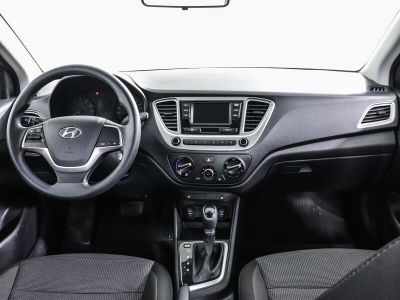 Hyundai Solaris, 1.4 л, АКПП, 2019 фото 8