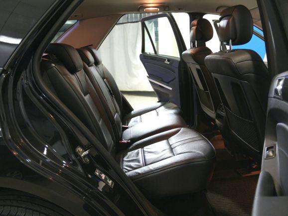 Mercedes-Benz M-Класс ML 350 4MATIC, 3.5 л, АТ, 2011 фото 8