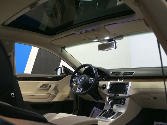 Volkswagen Passat CC Sport, 1.8 л, Робот, 2012 фото 10