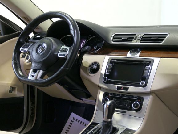 Volkswagen Passat CC Sport, 1.8 л, Робот, 2012 фото 12