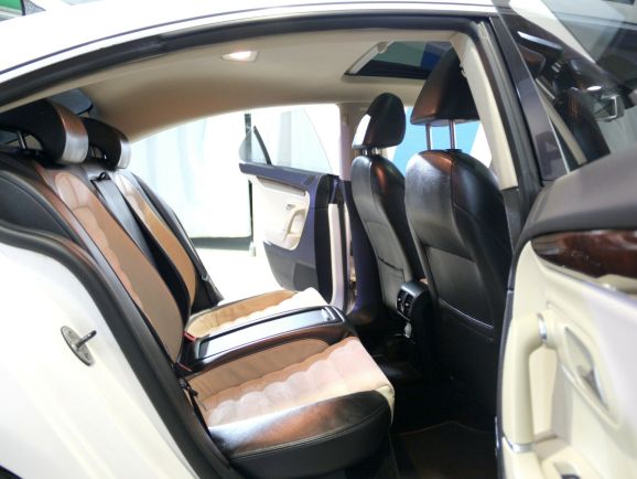 Volkswagen Passat CC Sport, 1.8 л, Робот, 2012 фото 2