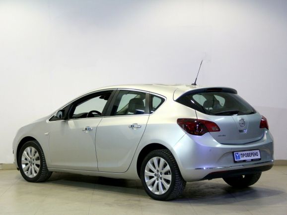 Opel Astra Cosmo, 1.6 л, АТ, 2012 фото 5