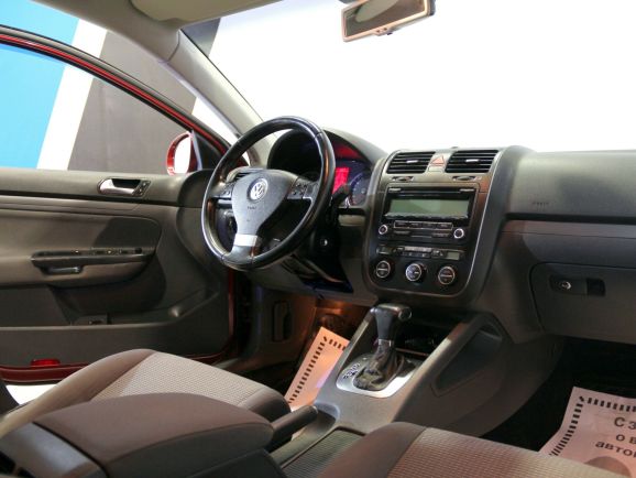 Volkswagen Jetta, 1.6 л, АТ, 2010 фото 7