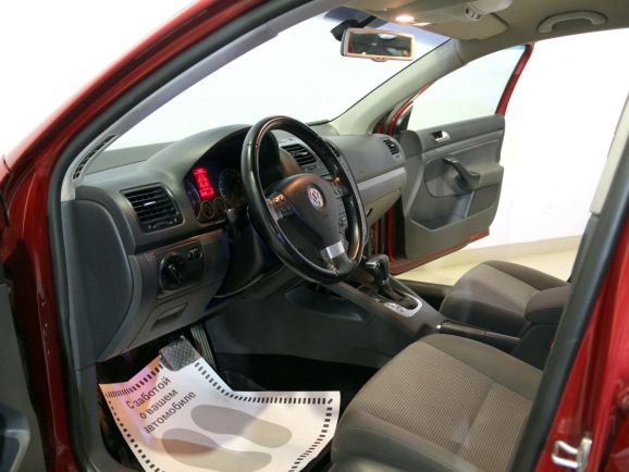 Volkswagen Jetta, 1.6 л, АТ, 2010 фото 8