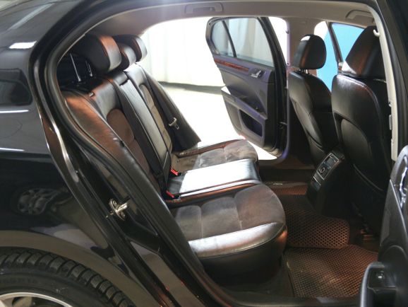 Skoda Superb, 1.8 л, Робот, 2013 фото 2