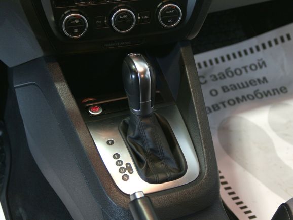 Volkswagen Jetta Style, 1.4 л, Робот, 2014 фото 2