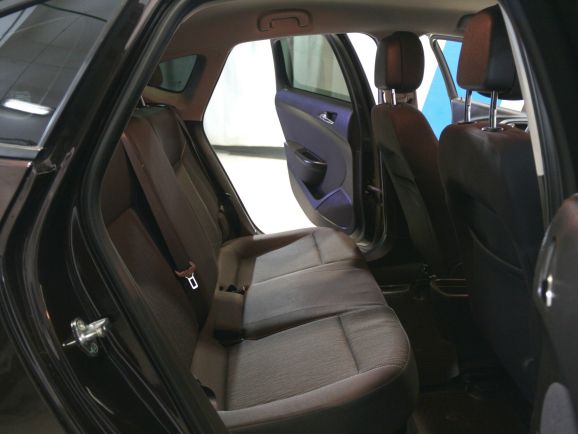 Opel Astra Enjoy, 1.4 л, АТ, 2013 фото 1