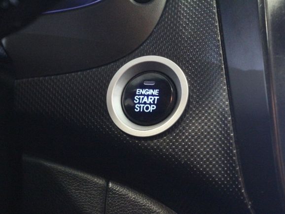 Hyundai Solaris Classic, 1.6 л, АТ, 2012 фото 1