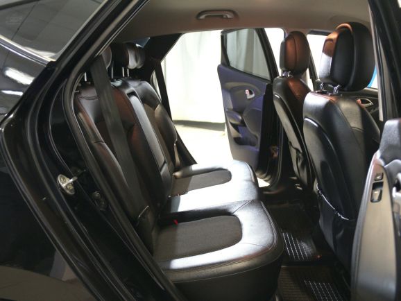 Hyundai ix35 Comfort + Navi, 2.0 л, АТ, 2011 фото 2