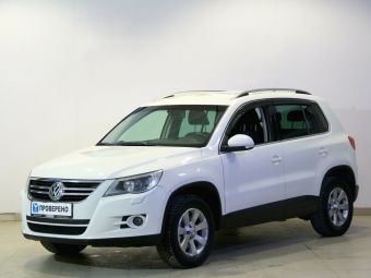 Volkswagen Tiguan Sport&Style, 2.0 л, АКПП, 2008 фото 3