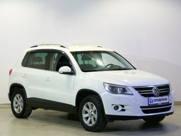 Volkswagen Tiguan Sport&Style, 2.0 л, АТ, 2008 фото 4