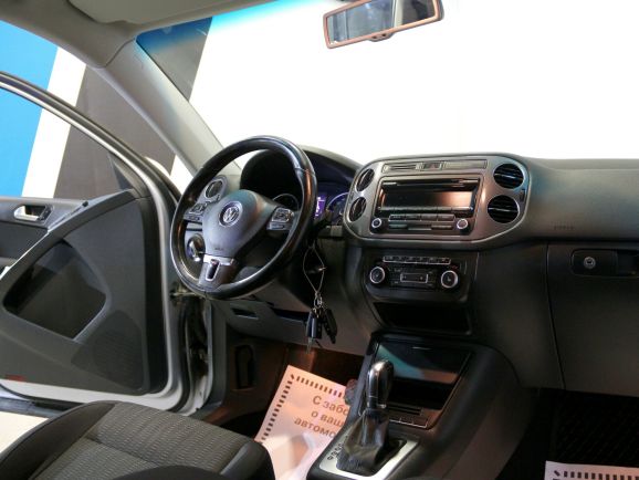 Volkswagen Tiguan, 1.4 л, Робот, 2012 фото 7