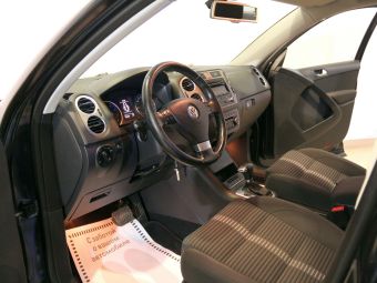 Volkswagen Tiguan Sport&Style, 2.0 л, АКПП, 2008 фото 7