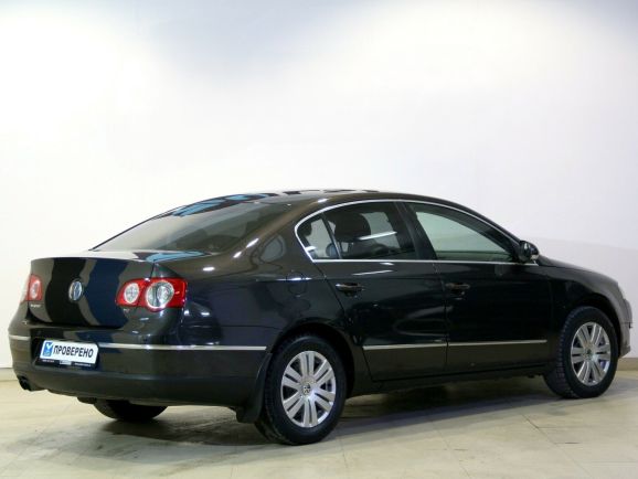 Volkswagen Passat Highline, 1.8 л, Робот, 2009 фото 5