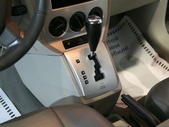 Dodge Caliber SXT, 2.0 л, Вариатор, 2011 фото 2