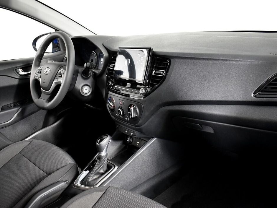 Hyundai Solaris, 1.6 л, АТ, 2020 фото 2