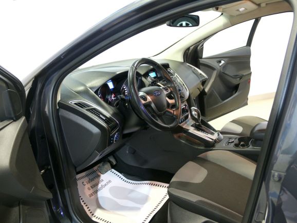 Ford Focus Titanium, 1.6 л, Робот, 2014 фото 7